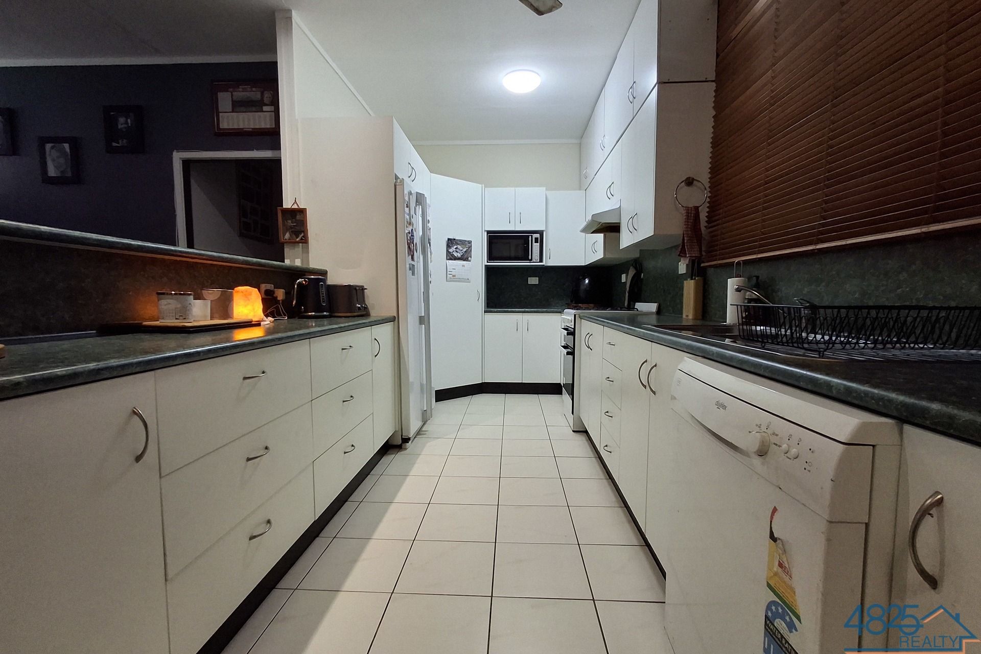 7 Labuan Street Mount Isa QLD, Mount Isa City - Thumbnail 4