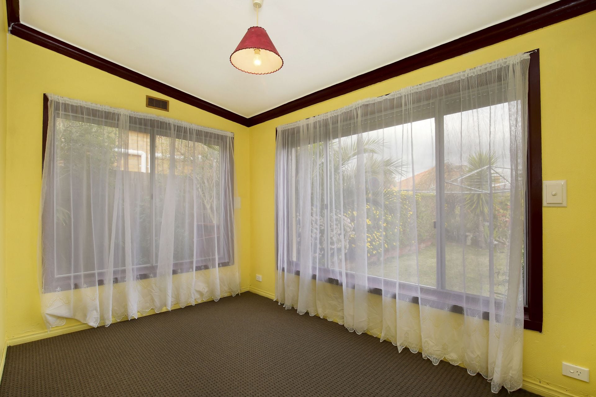 Spacious family home!