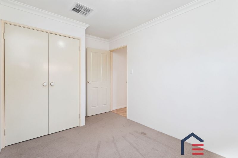 1/11 Camden St, Dianella