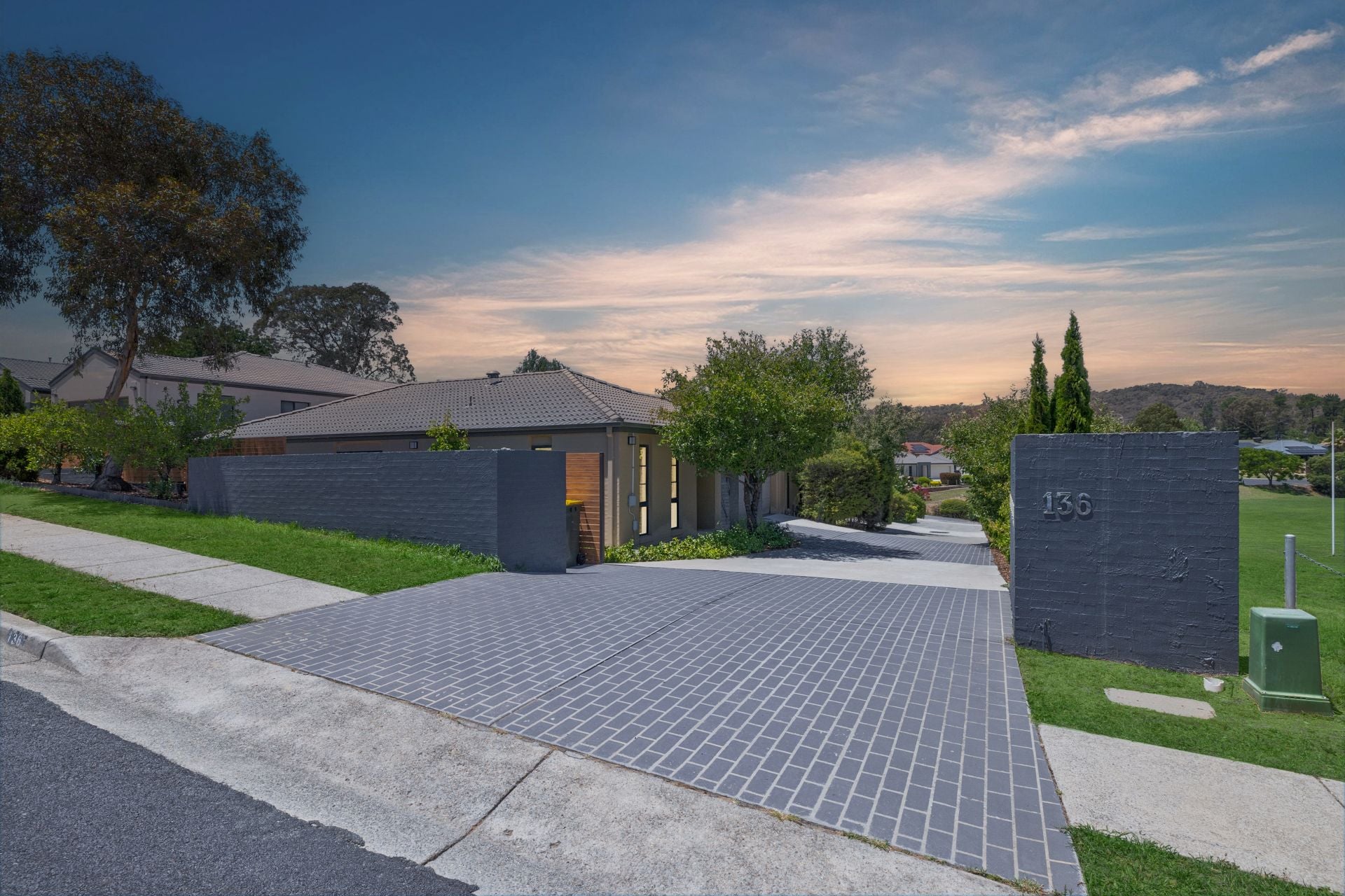 2/136 Halloran Drive, Jerrabomberra, Jerrabomberra - Thumbnail 2