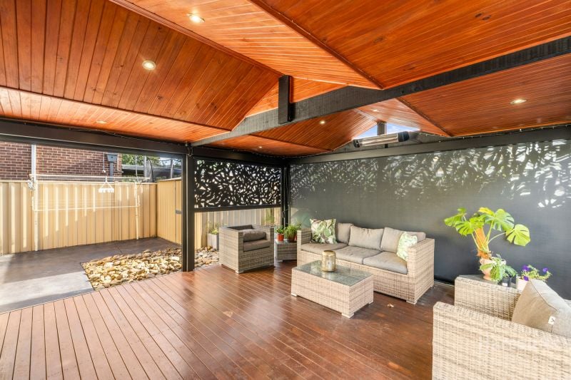 12 Chelsworth Place, Caroline Springs