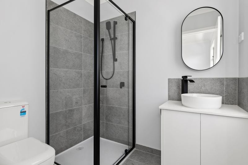 2/19 Storey Road, Reservoir