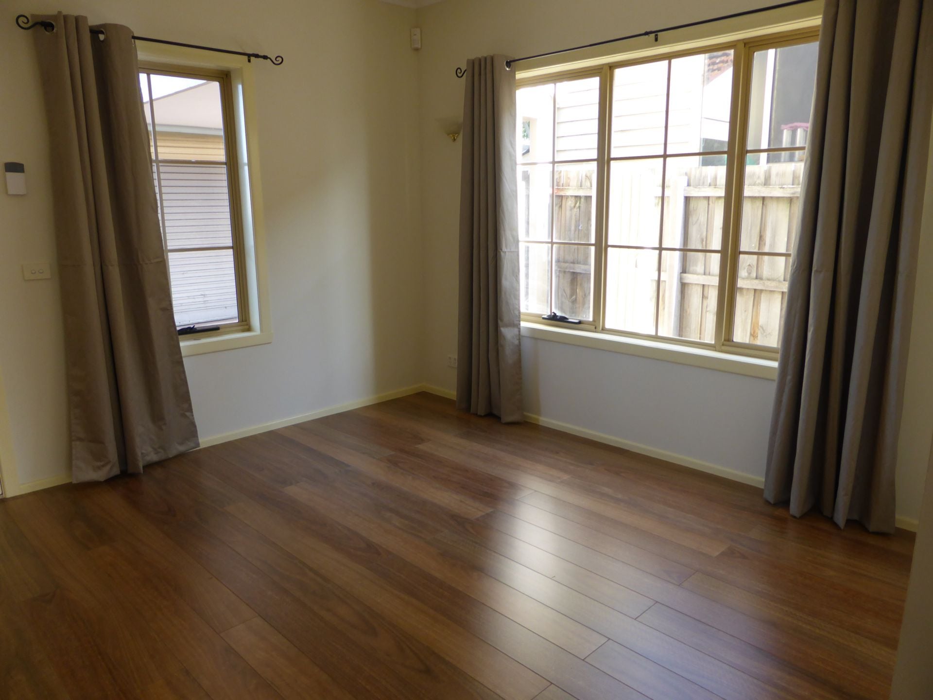 Three Bedroom Townhouse!