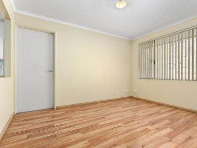 19 Stokesay Street, Orelia