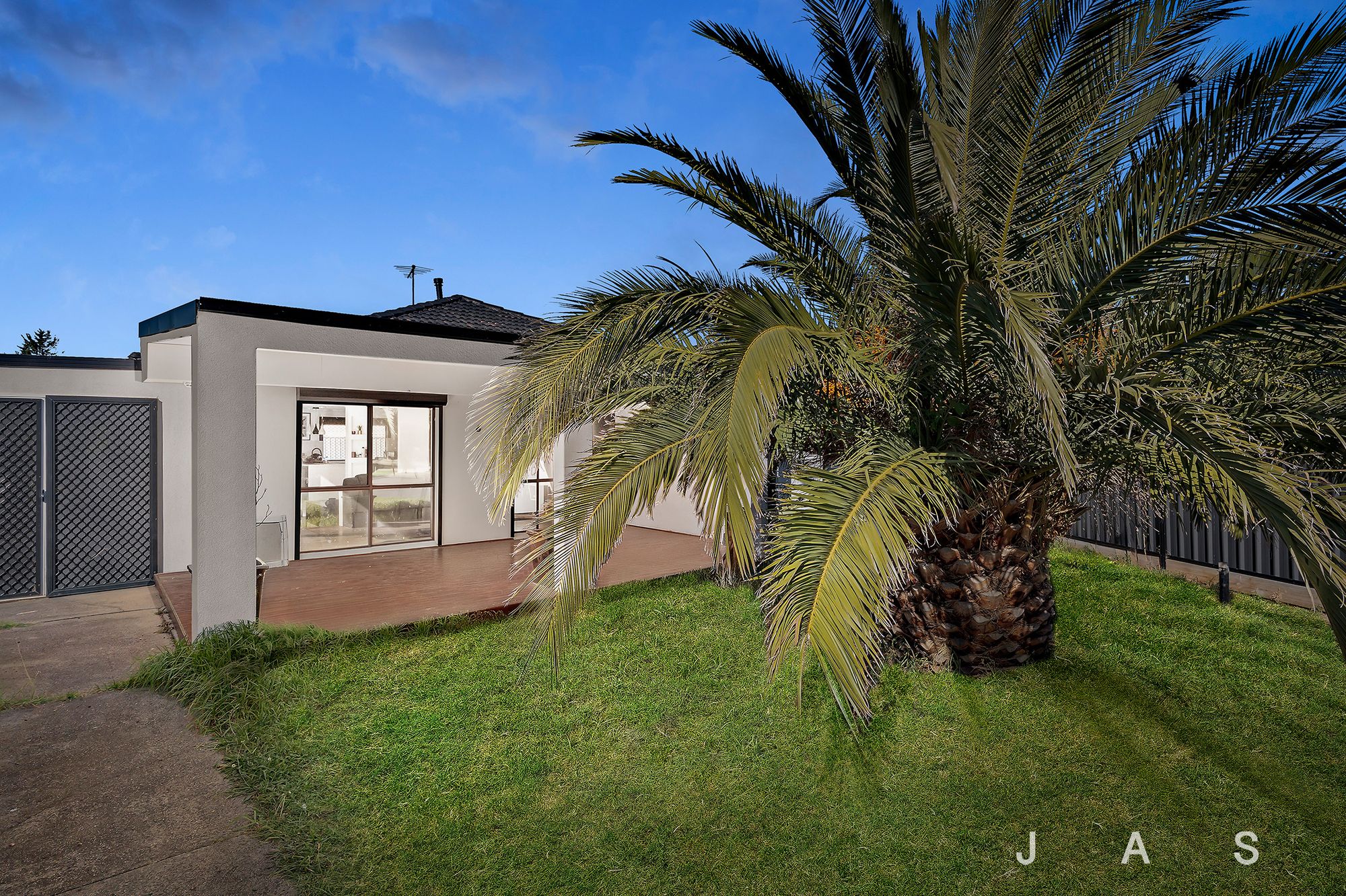 6 Lorikeet Court Werribee VIC, Werribee - Thumbnail 2