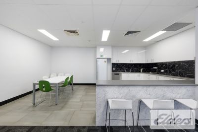 FULLY FITTED PLUG & PLAY OFFICE ON CUSP OF CBD !