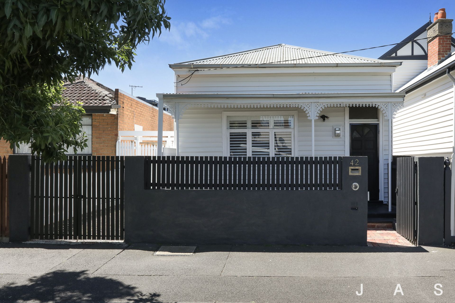 42 Bunbury Street Footscray VIC, Footscray - Thumbnail 2