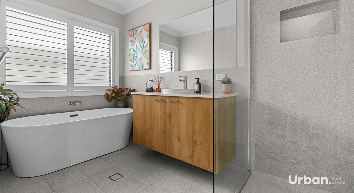 Leppington 55A & 55B Leslie Way