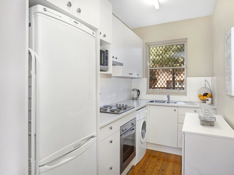 2/117 Kingsway, WOOLOOWARE, Woolooware - Thumbnail 3