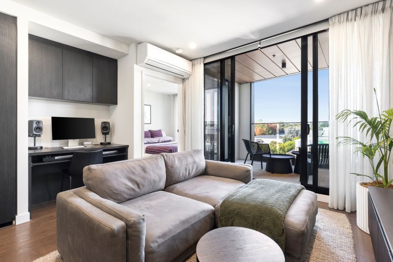 407/765 Toorak Road, Hawthorn East - Thumbnail 2