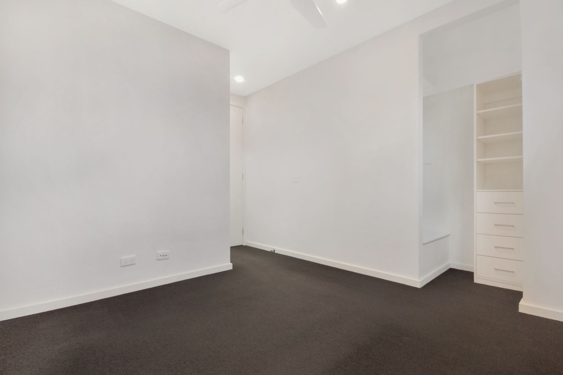 Convenient Thornbury Living in a Boutique Complex