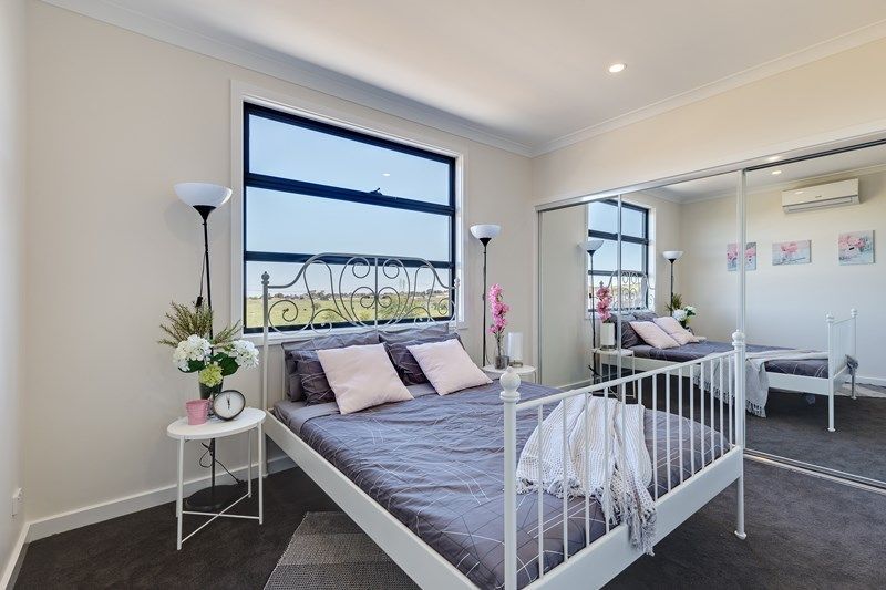 4/90 Saltlake Boulevard, Wollert