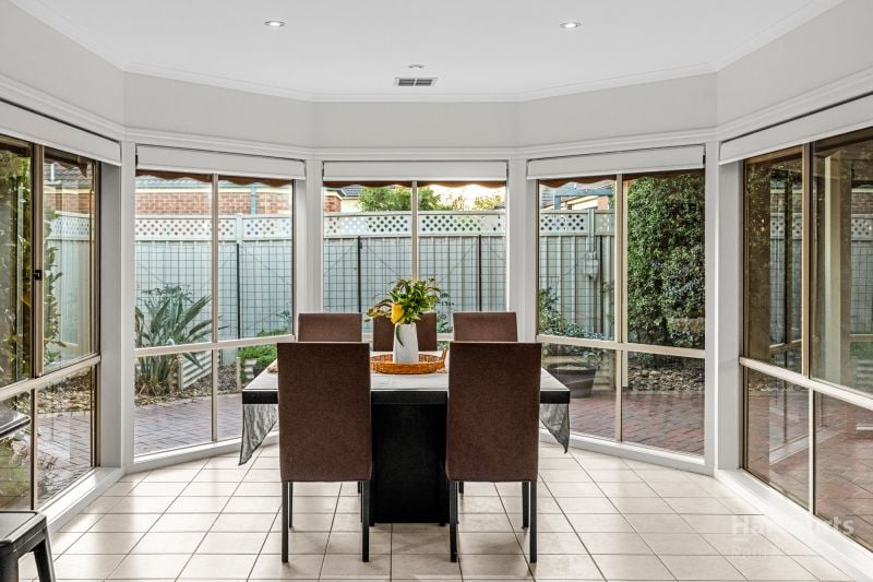 37 St Georges Avenue, Caroline Springs