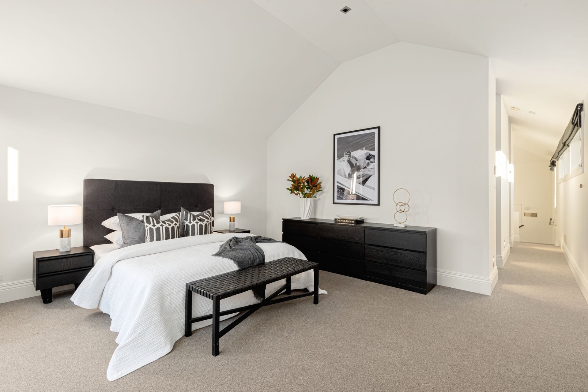 9 Brookville Road, Toorak, Toorak - Thumbnail 7