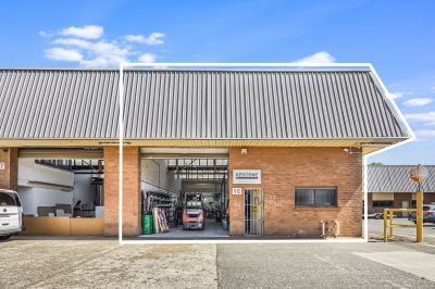 Cromer - 16/1-5 Thew Parade