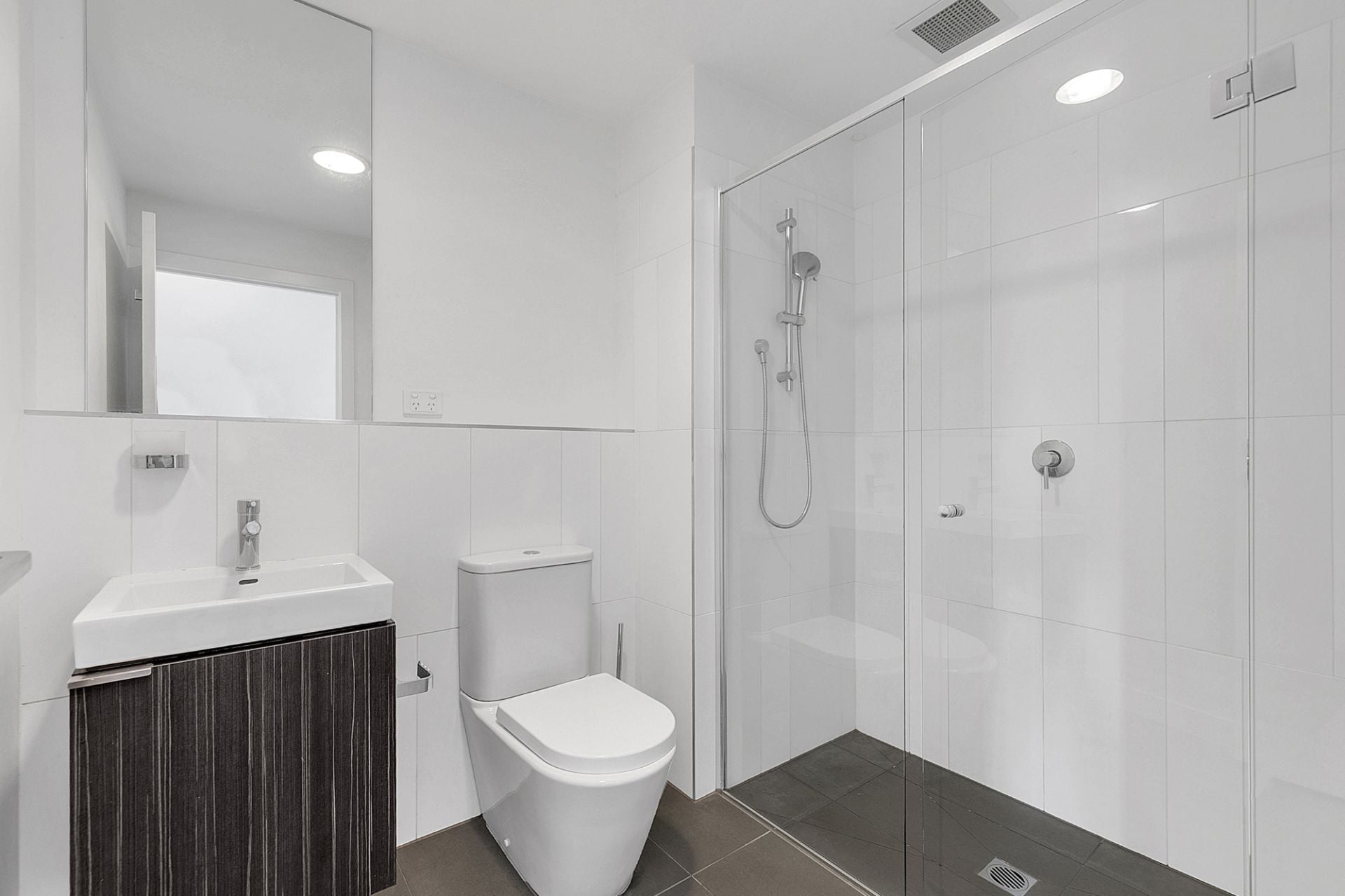 2 bed, 2 bath... Too Easy.