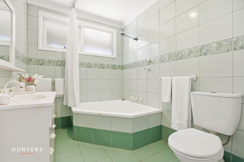 10 Heffron Road, Lalor Park