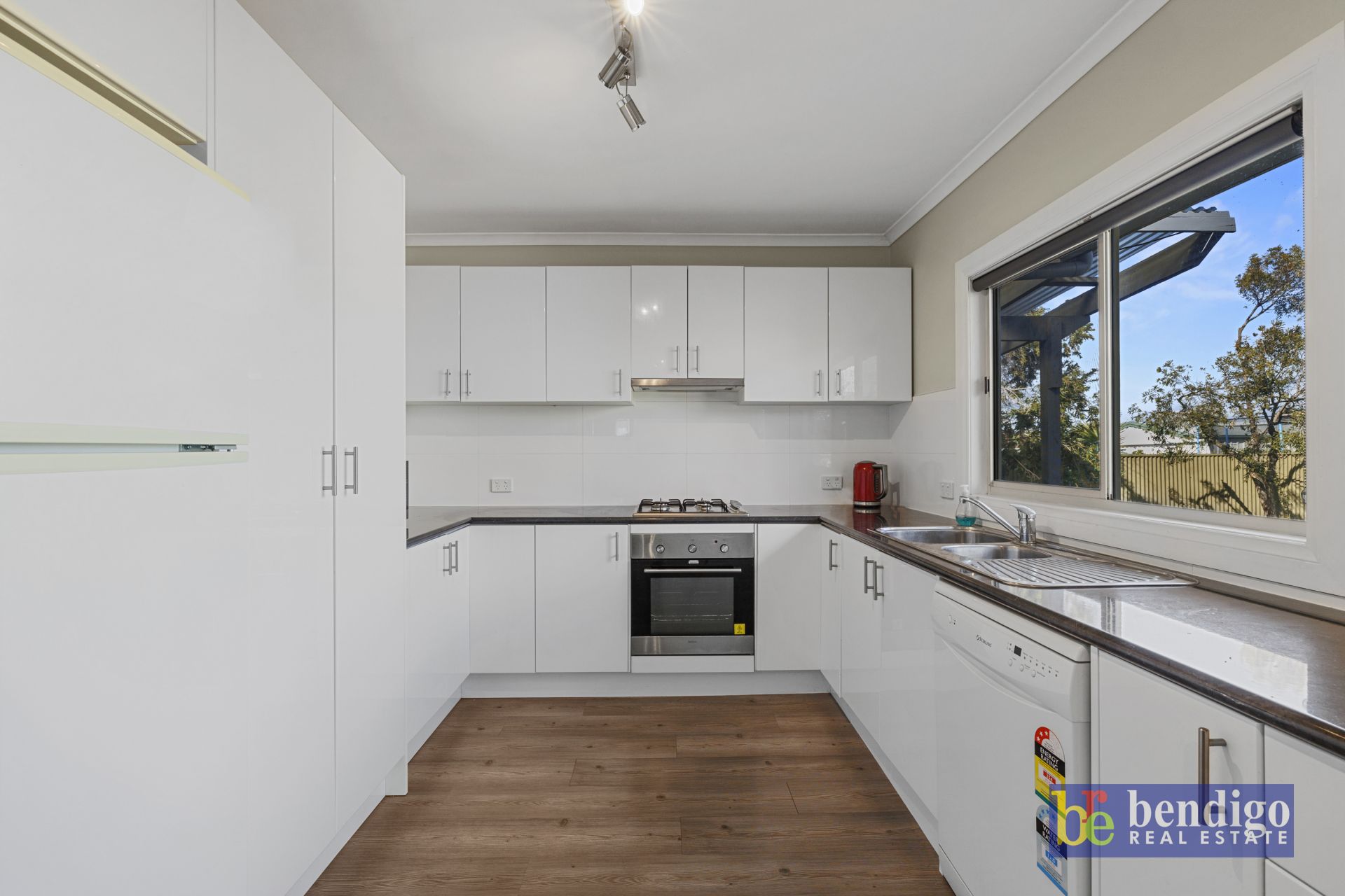 9 Knape Street Long Gully VIC, Gully - Thumbnail 4