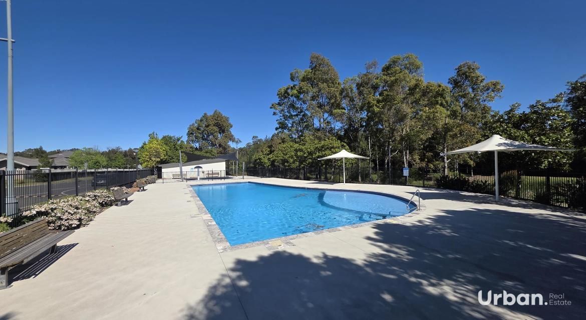 Bardia 61 Ingleburn Gardens Drive