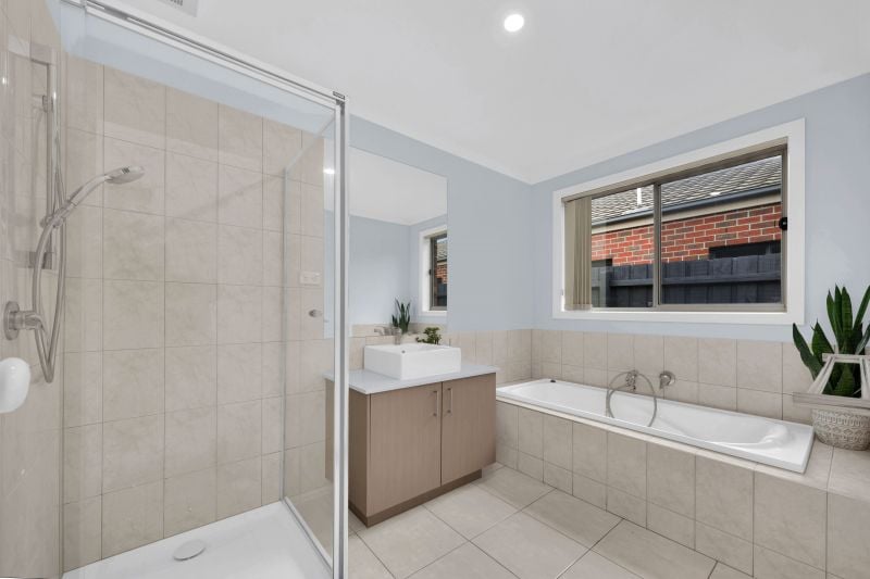 13 Tourmaline Drive, Epping