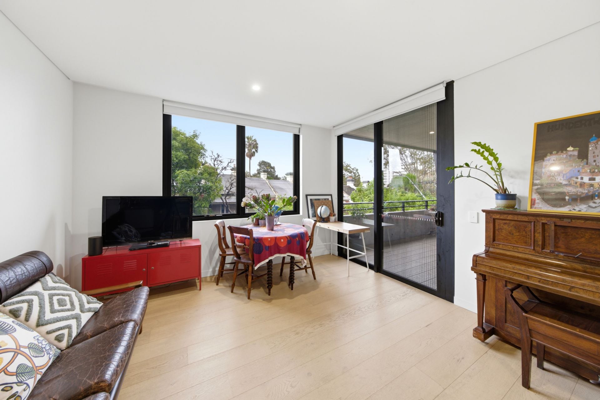 222/6 Cowper Street, Glebe, Glebe - Thumbnail 3