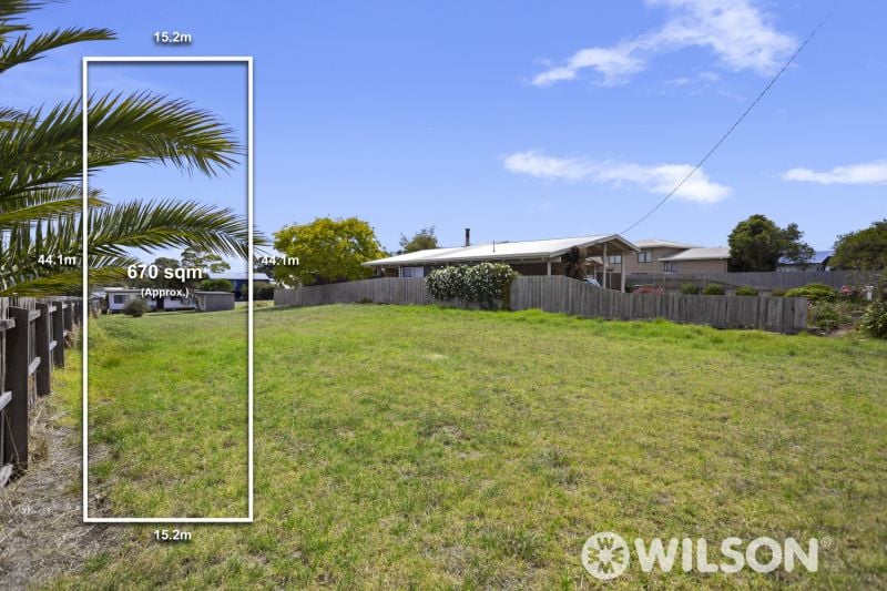 16 Boonderabbi Way COWES VIC, Cowes - Image 1