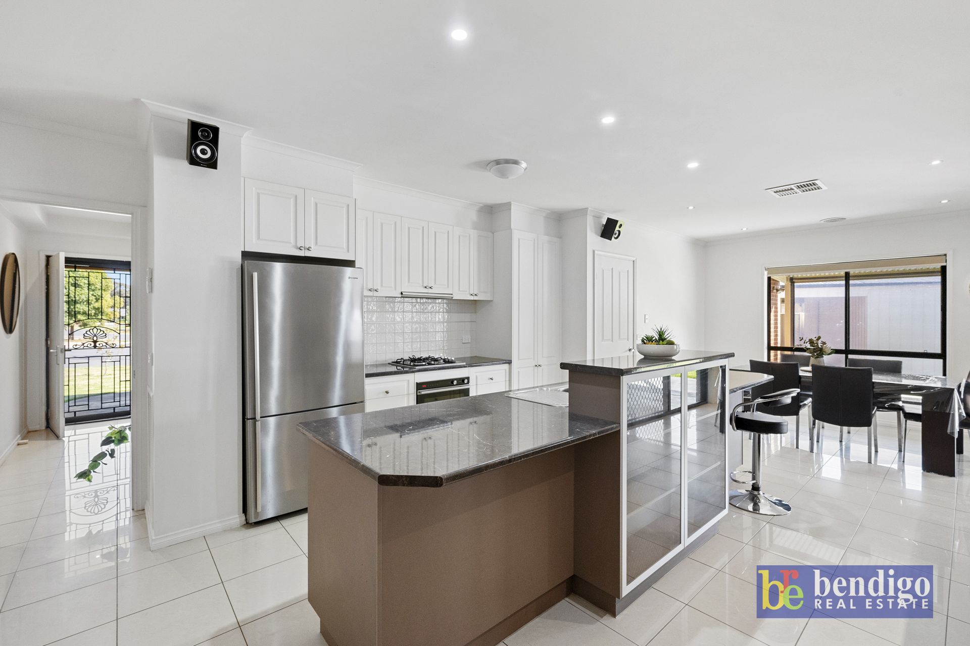4 Findon Court Epsom VIC, Epsom - Thumbnail 4
