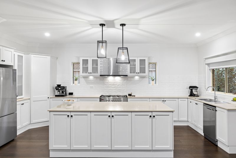 12 Lake Eyre Place, Caroline Springs