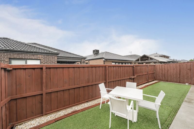 17 Loukas Drive, Wollert