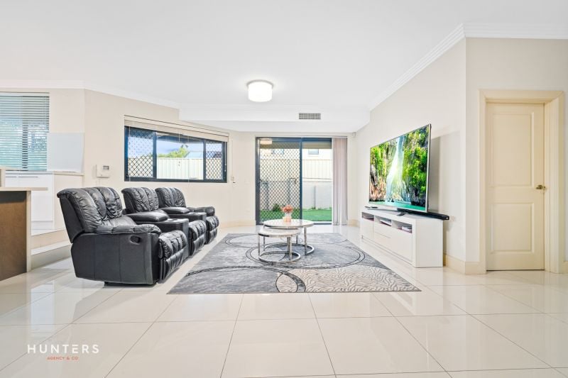 2 Oakwood Place, Kellyville