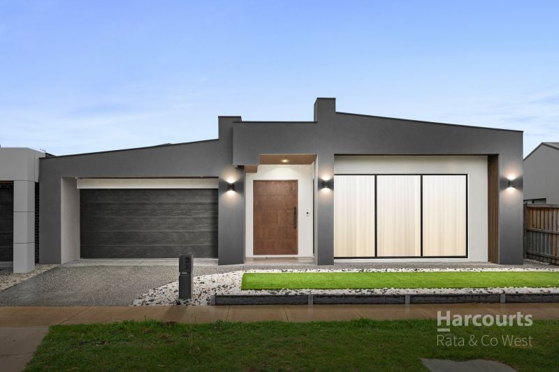 23 Shadow Street, Deanside