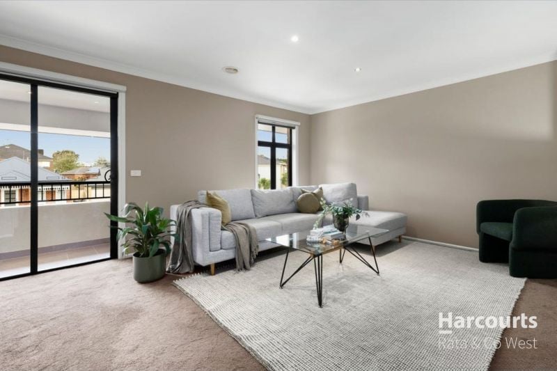 15 Clementson Drive, Caroline Springs
