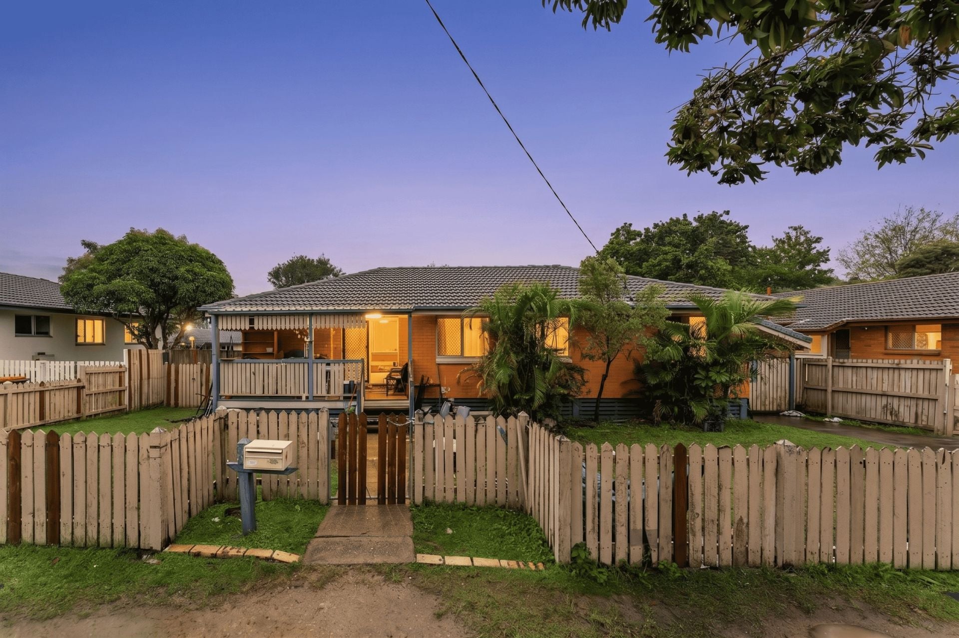 19 Hayden Street, Riverview QLD