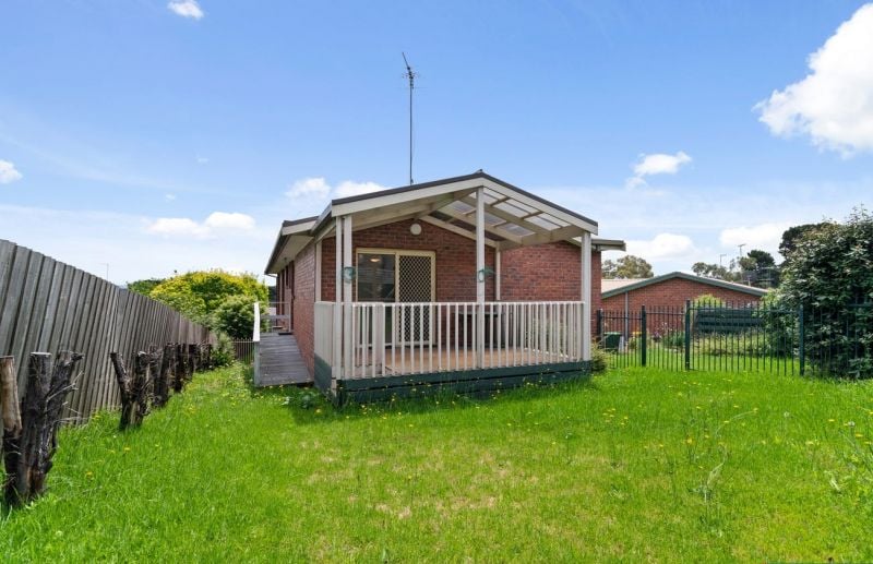 8/1 Ridge Road Whittlesea VIC, Whittlesea - Thumbnail 2