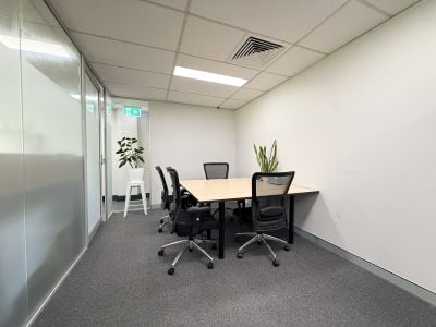 OFFICE - Overlooking the MALL