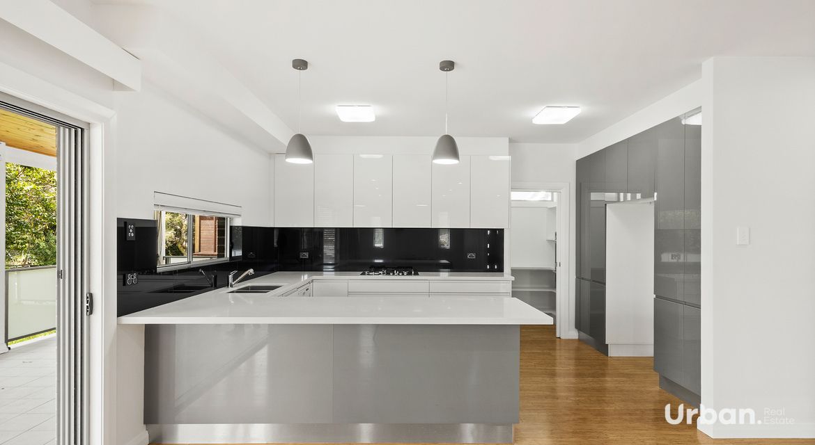 Dapto 9 Baywood Avenue