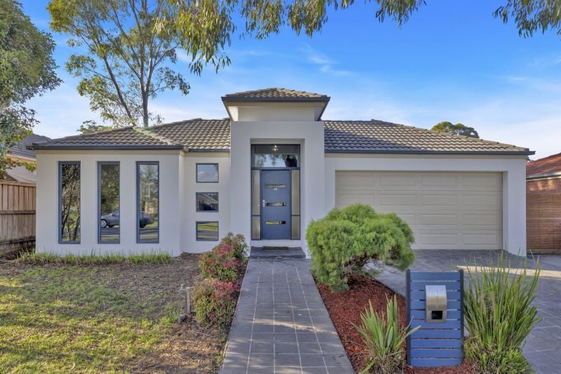 12 Red Oaks Way, South Morang
