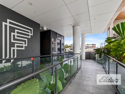 PREMIUM OFFICE SPACE IN EXCLUSIVE SILK ONE!