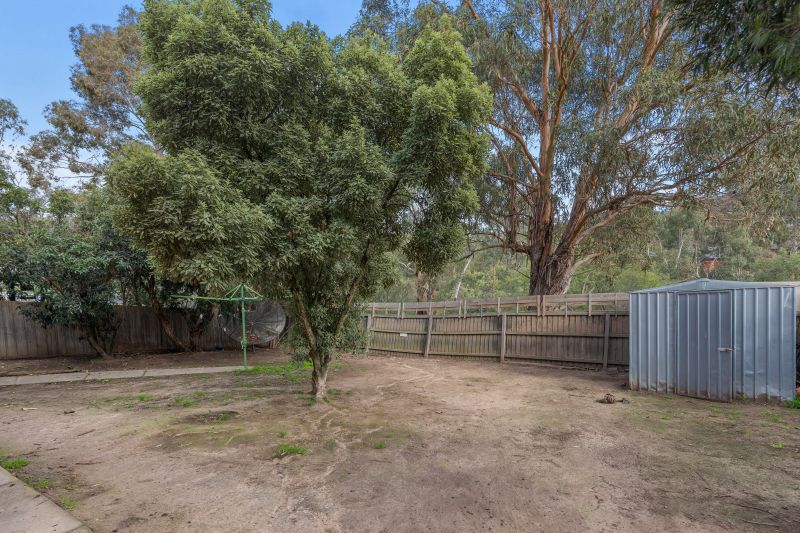 41 Warriparri Crescent, Greensborough