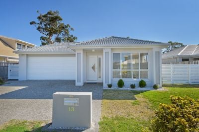 13 Serene Circuit, Port Macquarie