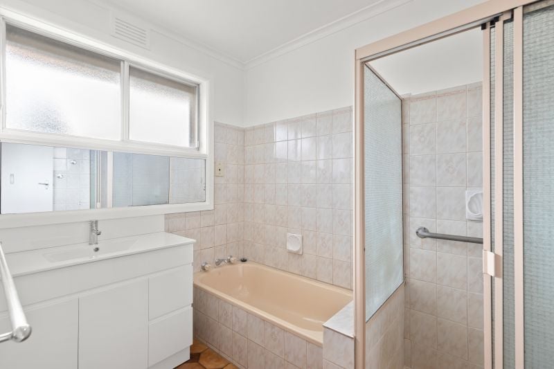 32 Nebel Street, Lalor