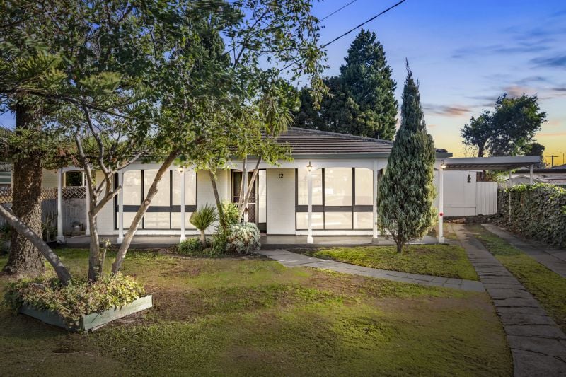 12 Kanimbla Drive, Lalor