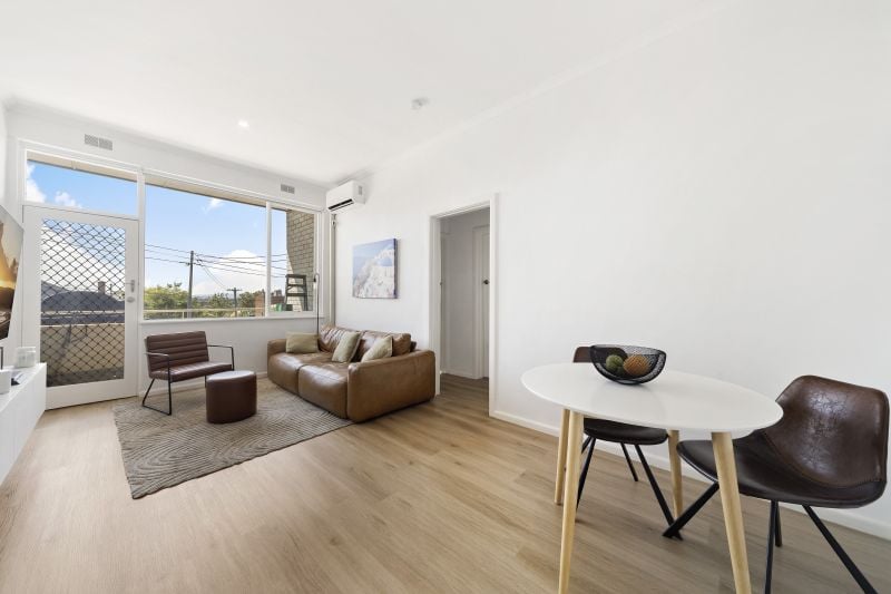 8/2A Hawker Avenue, Preston