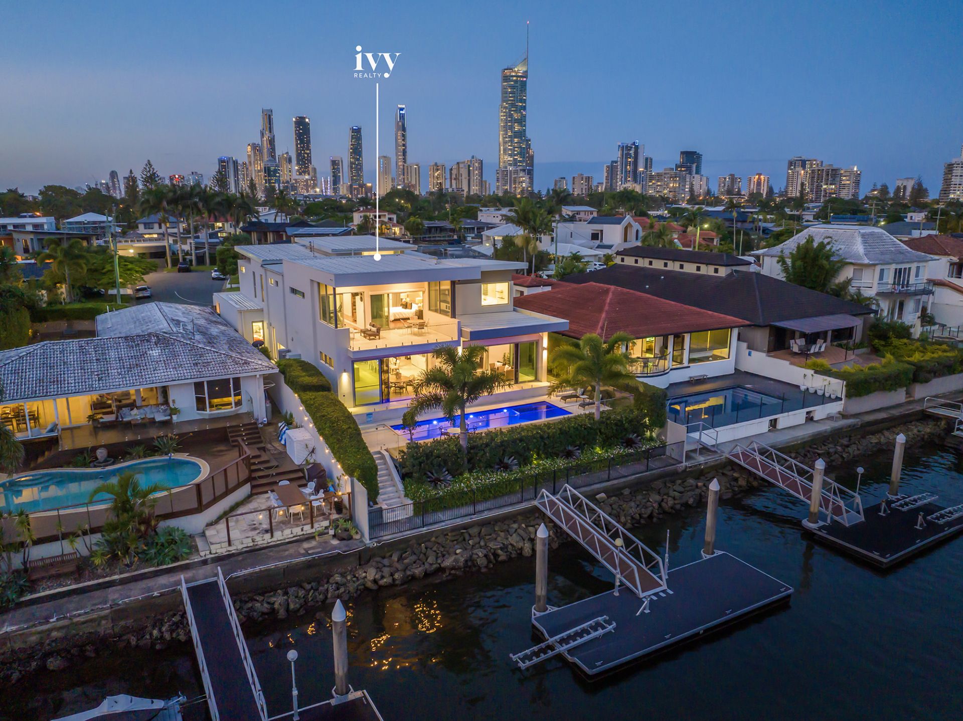 126 Amalfi Drive, Isle Of Capri QLD 4217, Surfers Paradise - Thumbnail 3