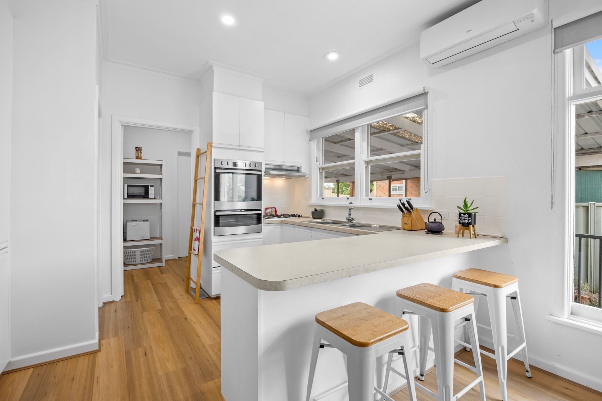 31 Hawthorn Grove, Wendouree, Wendouree - Thumbnail 6