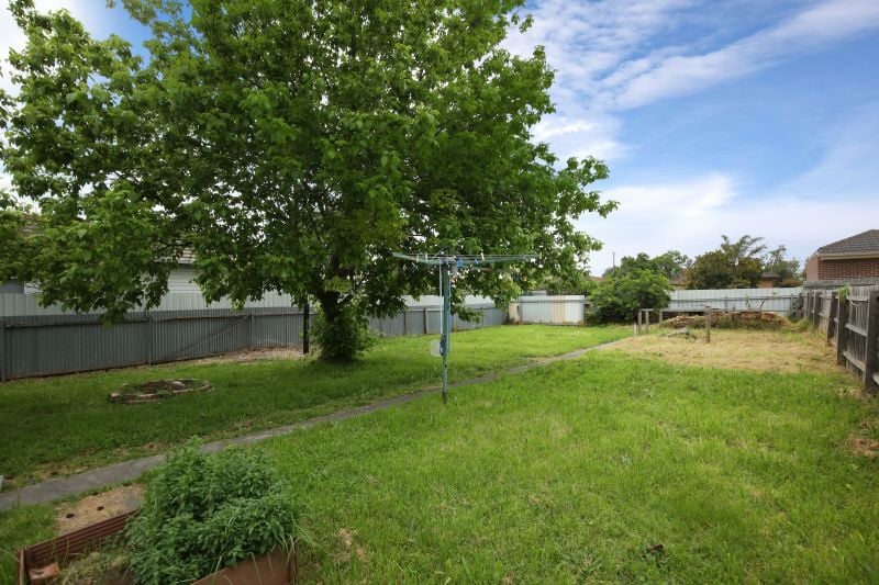 14 Spratling Street, Reservoir