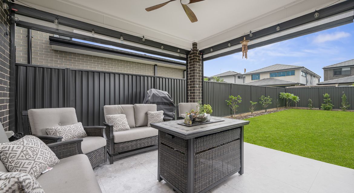 Leppington 30 Vinculo Terrae Street