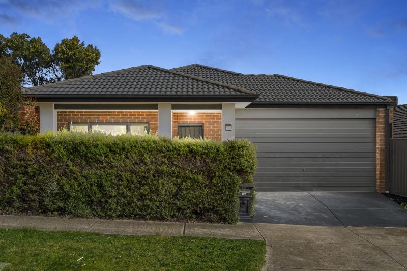 11 Sunridge Drive, Mernda