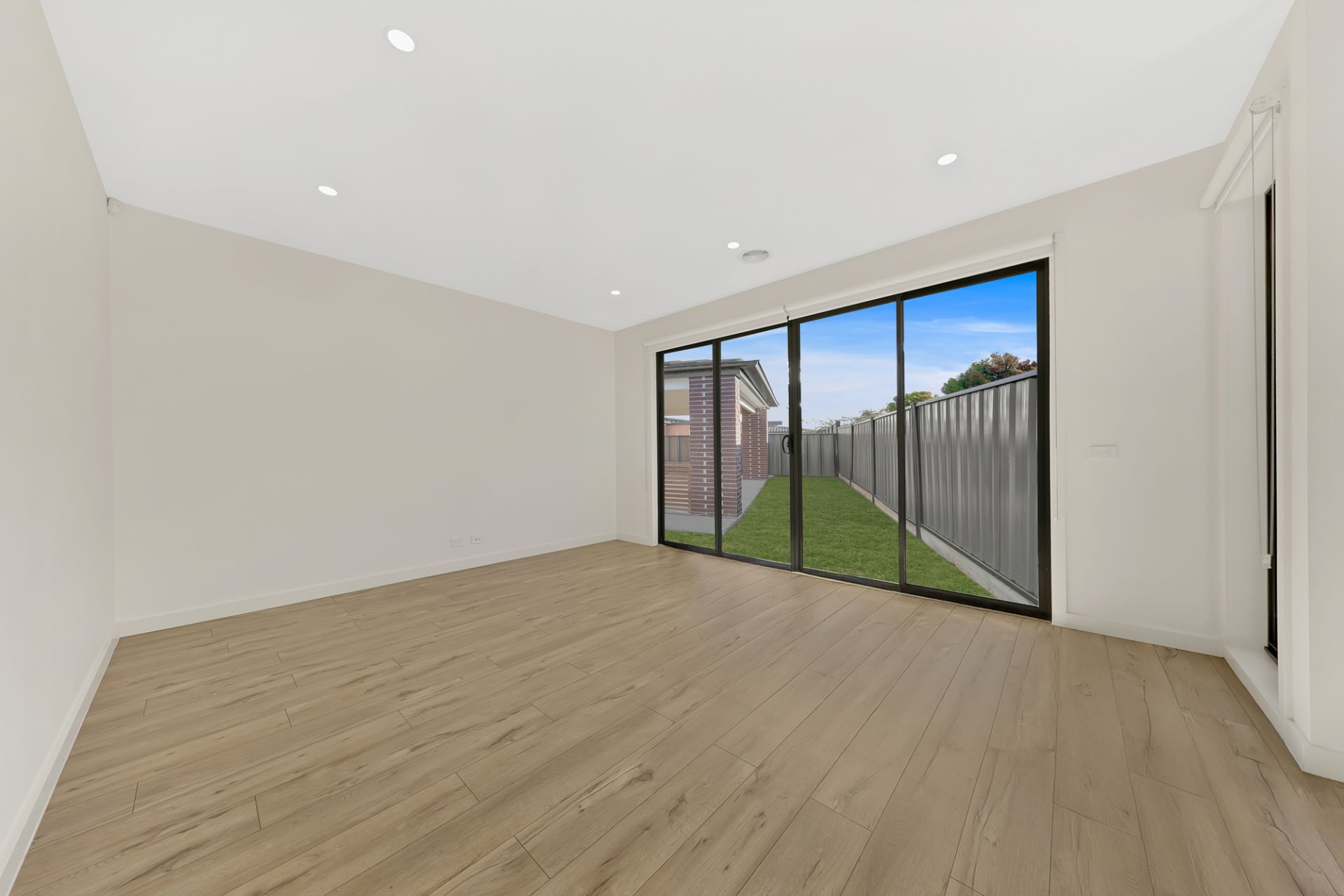 Comfortable Living with Easy Access to Local Amenities!