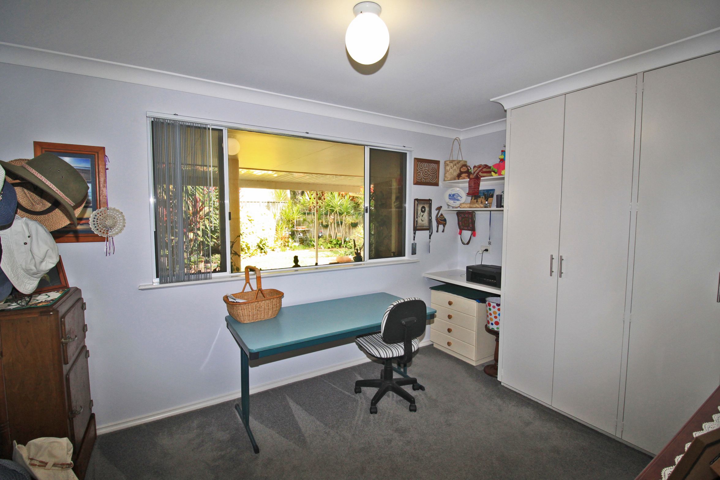 1/28 Blackbutt Crescent, LAURIETON NSW 2443